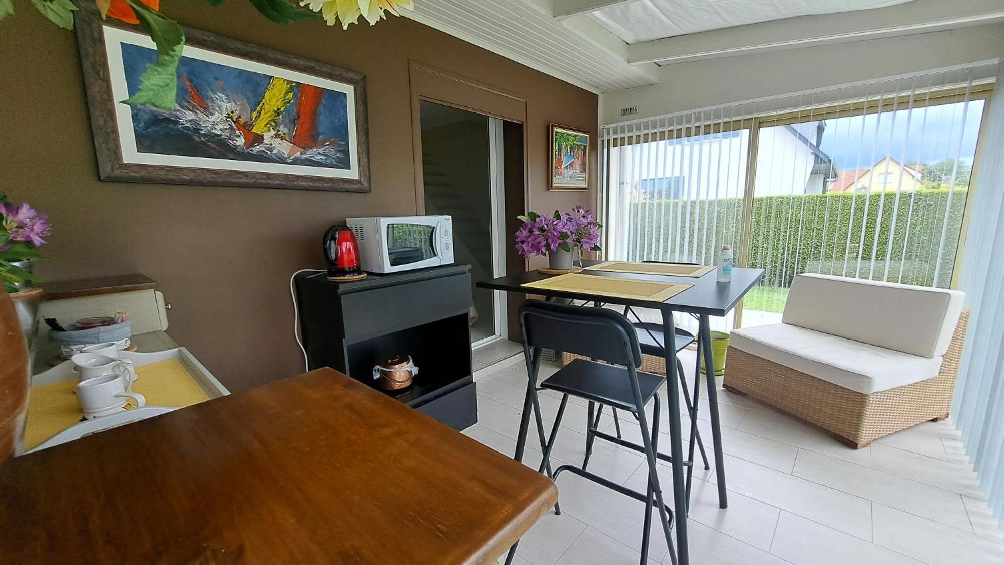 Chambre Privee Avec Salon, Garage Voiture, Velos, Motos Tourville-sur-Arques Екстериор снимка